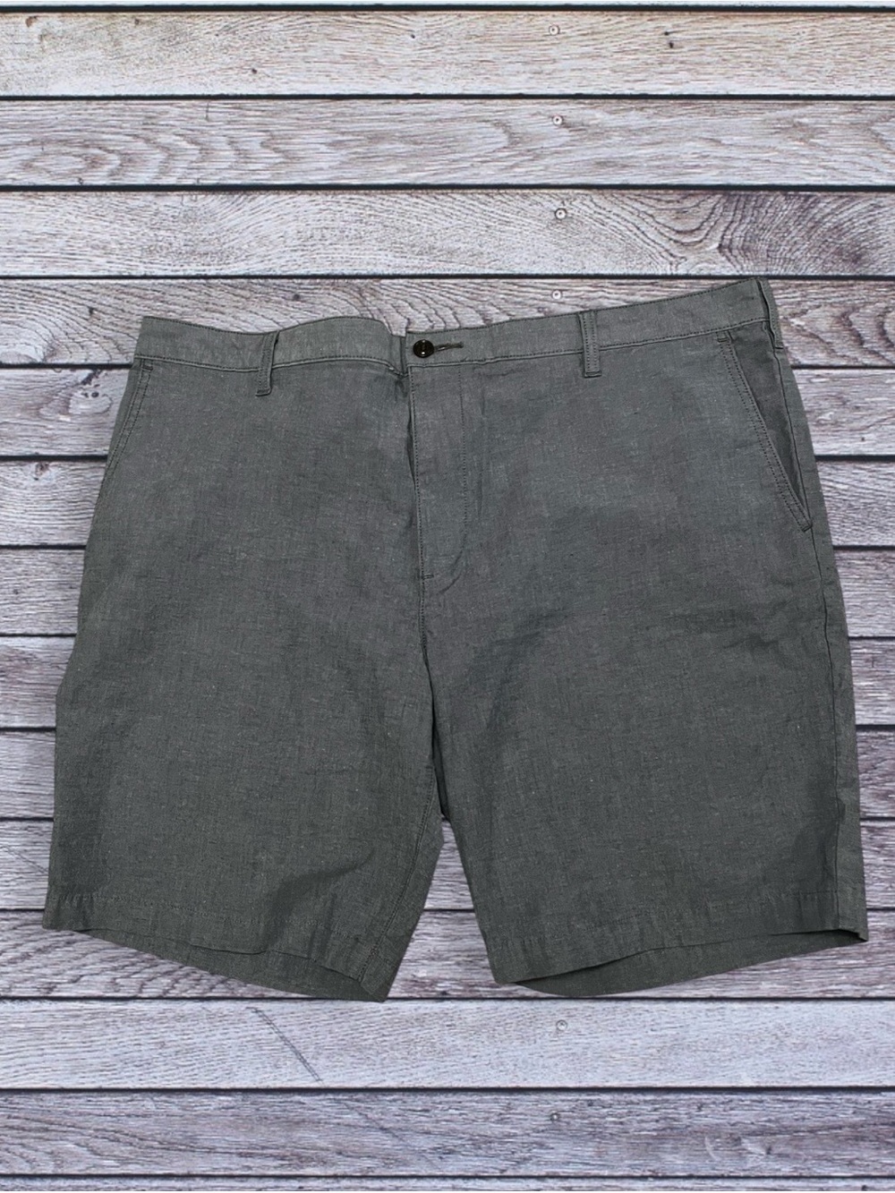 Dockers Men's Gray Flat Front Casual Shorts size w 42